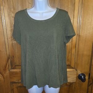 Victoria's Secret Olive Short Sleeve Tee
